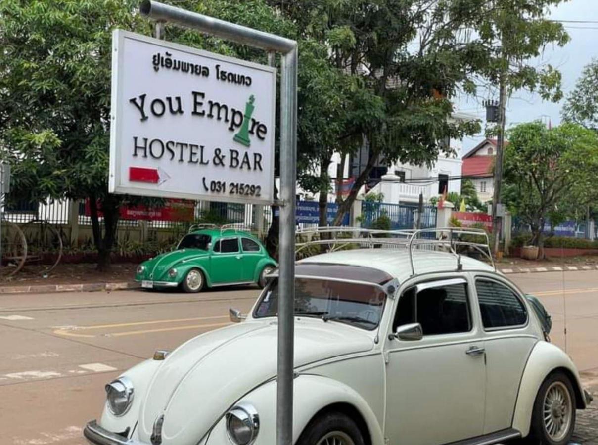 You Empire Hostel & Bar Pakxe Eksteriør billede